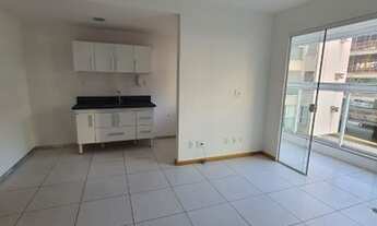 Imagem 3: Apartamento para venda tem 65 metros quadrados com 2 quartos em Praia da Costa - Vila Velh