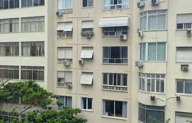 Imagem 4: Apartamento para venda possui 120 metros quadrados com 3 quartos em Copacabana - Rio de Ja