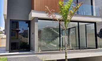 Imagem 3: Casa moderna no condomínio real park arujá para venda possui 300 metros quadrados com 4