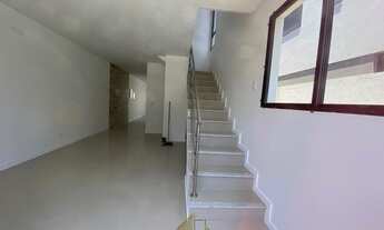 Imagem 2: Casa para Venda em Florianópolis, Cachoeira do Bom Jesus, 3 dormitórios, 1 suíte, 2 banhei