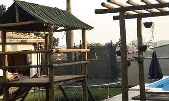 Imagem: Casa com 4 dormitórios, São Gonçalo