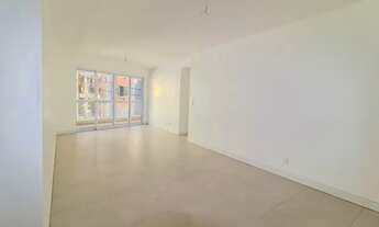 Imagem 6: Apartamento para venda possui 163 metros quadrados com 5 quartos em Lagoa - Rio de Janeiro