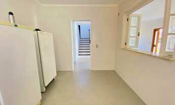 Imagem 7: Elegance Imóveis: Sobrado com 04 dormitórios,localizado no bairro atlântida