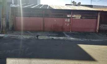 Imagem 2: Excelente Casa! 03 Quartos, com casa Fundos, 200m2, Qnl 11, Taguatinga, Prox. Metrô