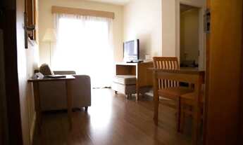 Imagem 6: Flat na Berrini, prox a Estação Berrini da CPTM, rodeado de grandes escritórios