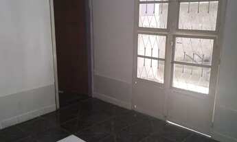 Imagem 3: Aluga-se Casa com luz inclusa