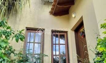 Imagem 3: Sobrado para venda possui 400 metros quadrados com 4 quartos em Estância Velha - Canoas