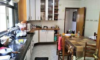 Imagem 6: Casa com 4 dormitórios , 2 vagas, quintal com churrasqueira na Saude