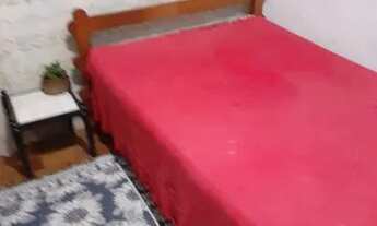 Imagem: Quarto mobiliado para rapazes com gara em