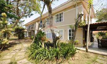 Imagem 5: Casa para venda possui 1080 metros quadrados com 15 quartos