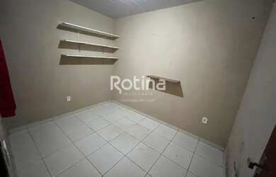 Imagem 4: Casa para alugar, 2 quartos, Jardim das Palmeiras - Uberlândia/MG - R$ 650,00