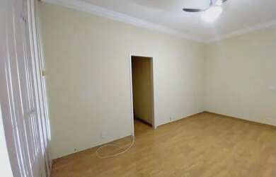 Imagem 4: Tijuca - 2 minutos Metro Uruguai