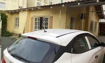 Imagem: Ampla Casa com três dormitórios no Bairro