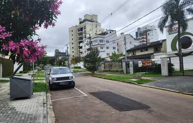 Imagem 6: Loja para venda com 148 metros quadrados em Alto da Glória - Curitiba - PR