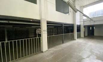 Imagem 7: Locação Galpão / depósito com 5 vagas na garagem