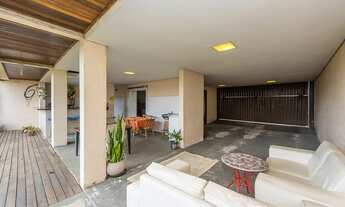 Imagem: CASA COM 300M² MAIS TERRENO