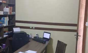 Imagem 5: CASA DE ESQUINA COM PONTO COMERCIAL NA FRENTE