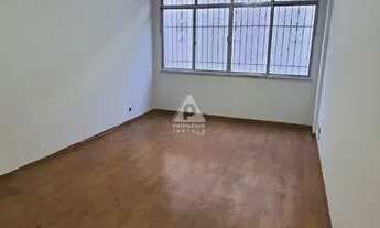 Imagem: Apartamento à venda, 2 quartos, Tijuca