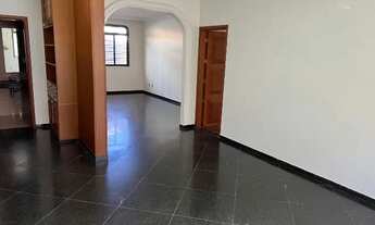 Imagem 6: Casa comercial/residencial, ampla e bem localizada. Av T6, Setor Bueno. Goiânia/GO