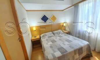 Imagem 7: Flat em andar alto, arejado, muito bem mobiliado para locação nos Jardins