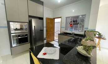 Imagem: Casa com 2 dormitórios à venda, 77 m²