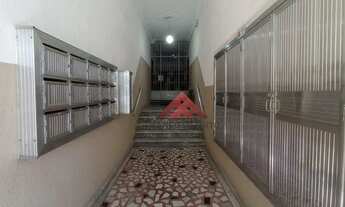 Imagem 2: Apartamento com 2 dormitórios à venda, 60 m² por R$ 250.000,00 - Centro - Niterói/RJ