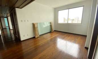 Imagem 3: 4 Quartos - 343 m² - Varanda - Nascente - Quarto de Serviço - 3 Vagas de Garagem