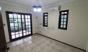 Imagem 4: Casa Sobrado - Jardim Esplanada II - 6 Dormitórios - 266,50m²