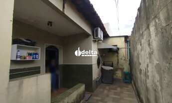 Imagem 7: Casa residencial disponível para venda no bairro Planalto em Uberlândia-MG