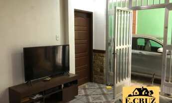 Imagem 4: Casa Espaçosa com Área Comercial - 22 de Abril