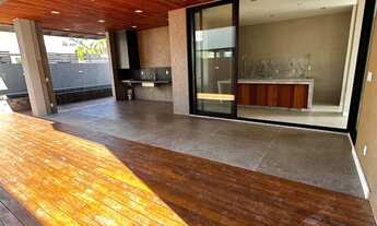 Imagem 4: Casa 4 suítes sendo 3 com closet na Priscila Dutra