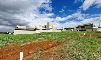 Imagem 2: Terreno de 312m² à venda em condomínio - Alto do Castelo