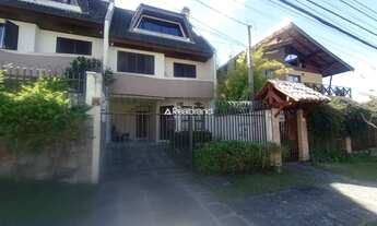 Imagem: Sobrado à venda em Curitiba, Mercês, com