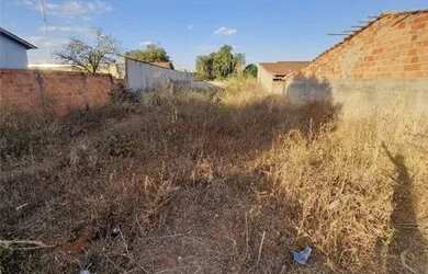 Imagem 3: INVISTA NO SEU FUTURO: Terreno Perfeito para Seu Projeto dos Sonhos!