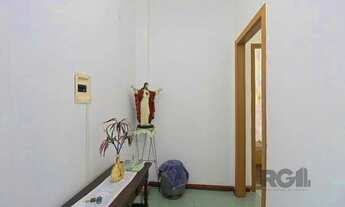 Imagem 4: Apartamento a venda na Avenida Alberto Bins com 4 quartos, 2 banheiros, elevador, frente a