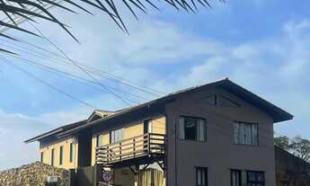 Imagem 5: Casa com 5 suítes para até 14 pessoas