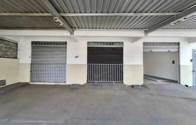 Imagem: Sala comercial 28m² com banheiro, ótima