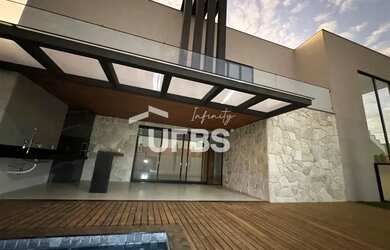 Imagem 5: Jardins Capri - Casa de Condomínio 4 quartos, sendo 4 suítes