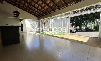Imagem 2: Casa à venda, 3 quartos, 1 suíte, 3 vagas, Granada - Uberlândia/MG