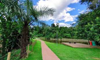 Imagem 5: Lotes com Valores de Oportunidades em Condomínio Maravilhoso de Casa Branca