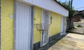 Imagem 2: Duas Casas Independentes: Oportunidade Perfeita para Família ou Investidor!