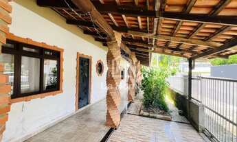 Imagem: Casa com 03 dormitórios sendo 01 suíte