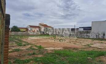 Imagem 4: Terreno amplo com localização espetacular, pronto para empreendimentos