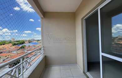 Imagem 2: Apartamento para aluguel com 2 quartos, suite, sacada, elevador