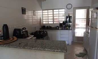 Imagem 4: Casa para venda possui 200 metros quadrados com 3 quartos