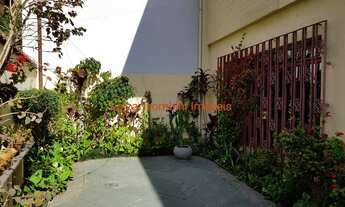 Imagem 2: Sobrado para venda possui 260 metros quadrados com 5 quartos em Santo Amaro - São Paulo