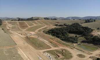 Imagem 6: Últimos Lotes | A partir de 250m² em Extrema | Área de Lazer e Lagos