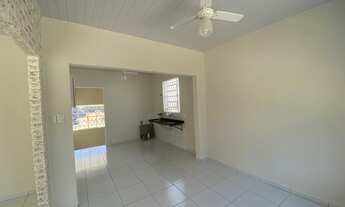 Imagem 3: Casa de três quartos à venda no centro de Águas de São Pedro