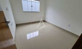 Imagem 4: Casa 3/4 sendo 1 suíte, toda no porcelanato, próximo ao Portal sul Shopping