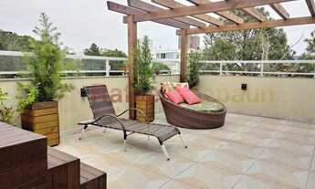 Imagem 5: Cobertura com piscina e suíte distante apenas 3 quadras do mar em Canasvieiras!